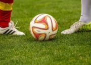 米兰体育官方入口-法兰克福队在客场比赛中横扫对手，展现强大实力