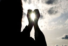 米兰体育登录-皇马连败，欧冠之路扑朔迷离：未曾预料的艰难征途