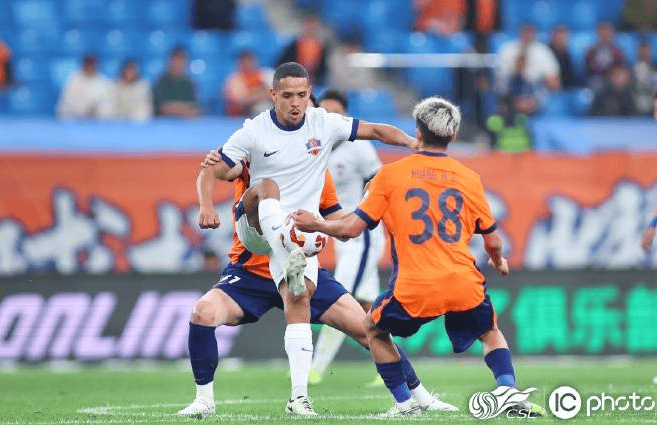 关于恩菲尔德战术布置详解，主帅重点强调防守反击的信息