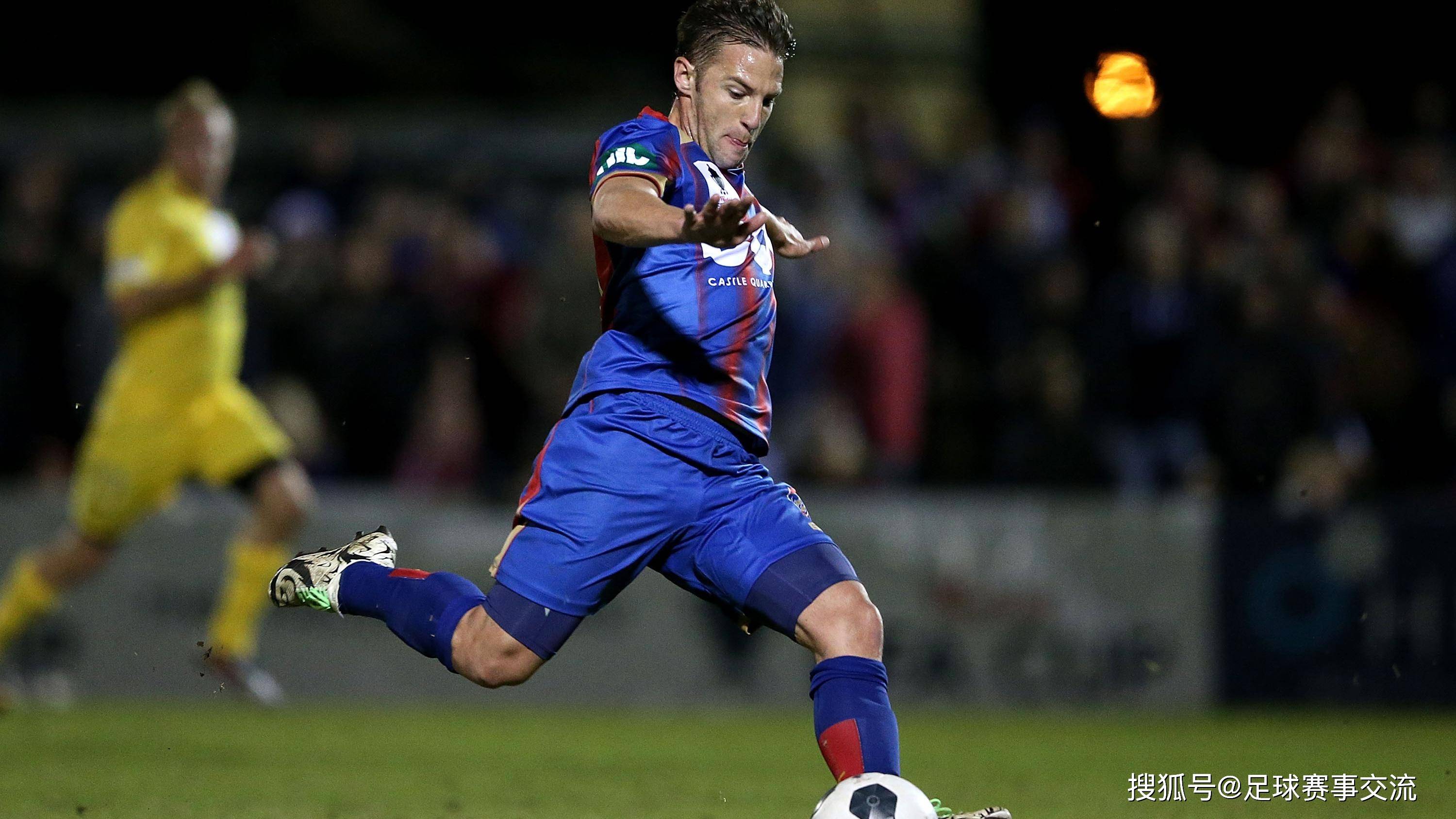 包含布宜诺斯艾利斯独立备战世俱杯半决赛，西悉尼流浪者状态成关键的词条