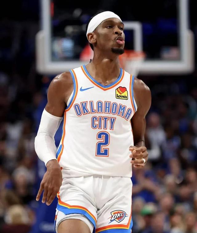 包含关键比赛中，雷霆神域拿下关键一胜，被称为黑马逆袭的词条