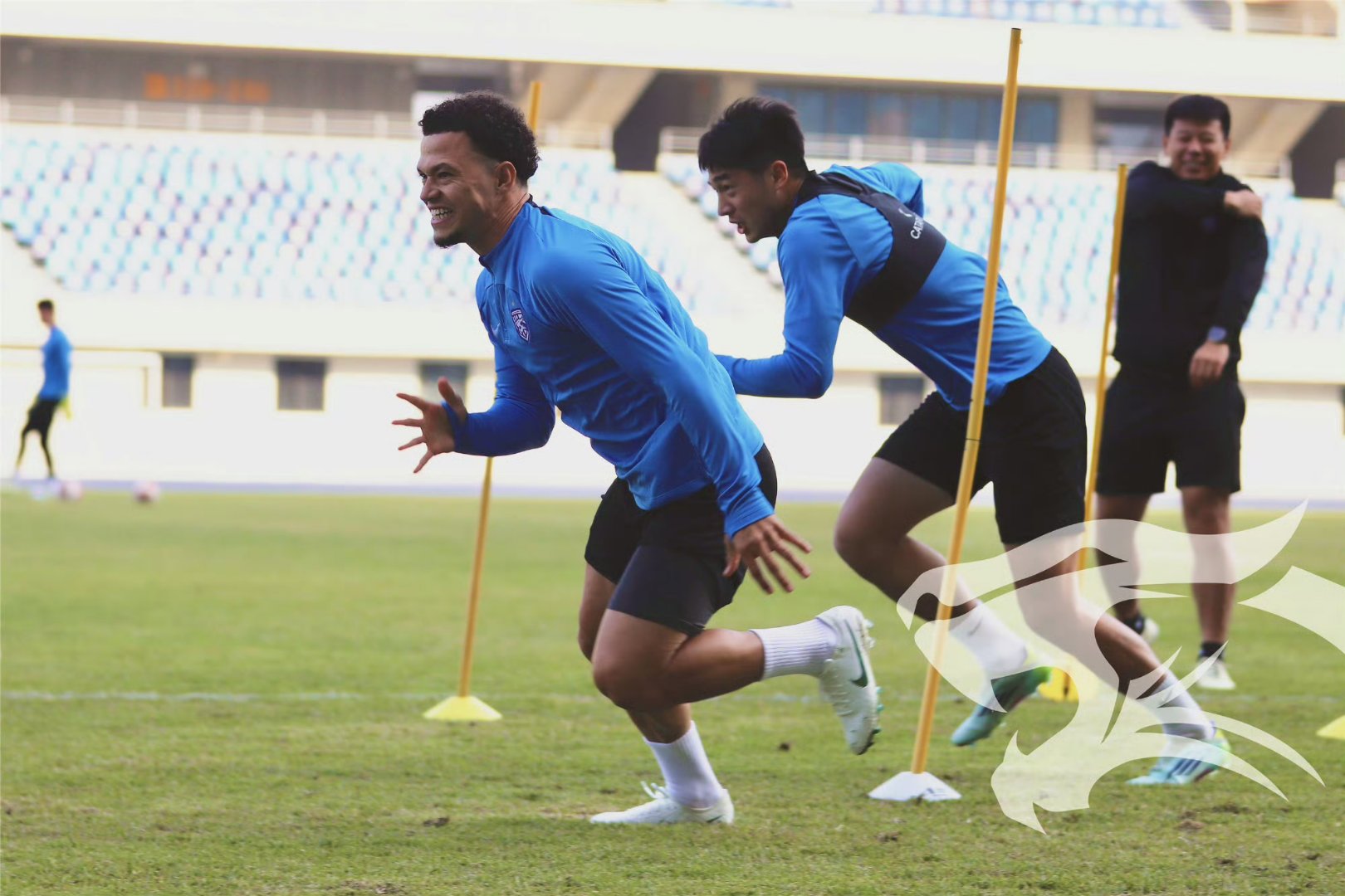 在武汉三镇赛场上演亚冠,绝杀,引发教练席炸锅的简单介绍 在武汉三镇赛场上演亚冠,绝杀,引发教练席炸锅的简单介绍