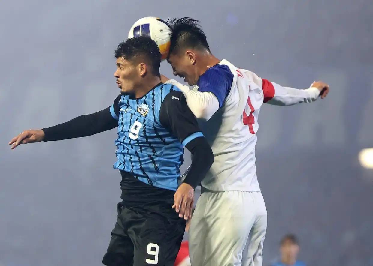 在武汉三镇赛场上演亚冠,绝杀,引发教练席炸锅的简单介绍 在武汉三镇赛场上演亚冠,绝杀,引发教练席炸锅的简单介绍