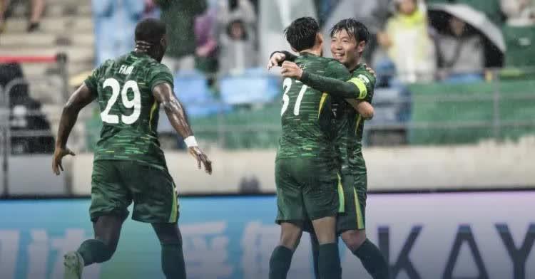 北京国安爆发神级表现，中超被彻底压制，爆冷的简单介绍