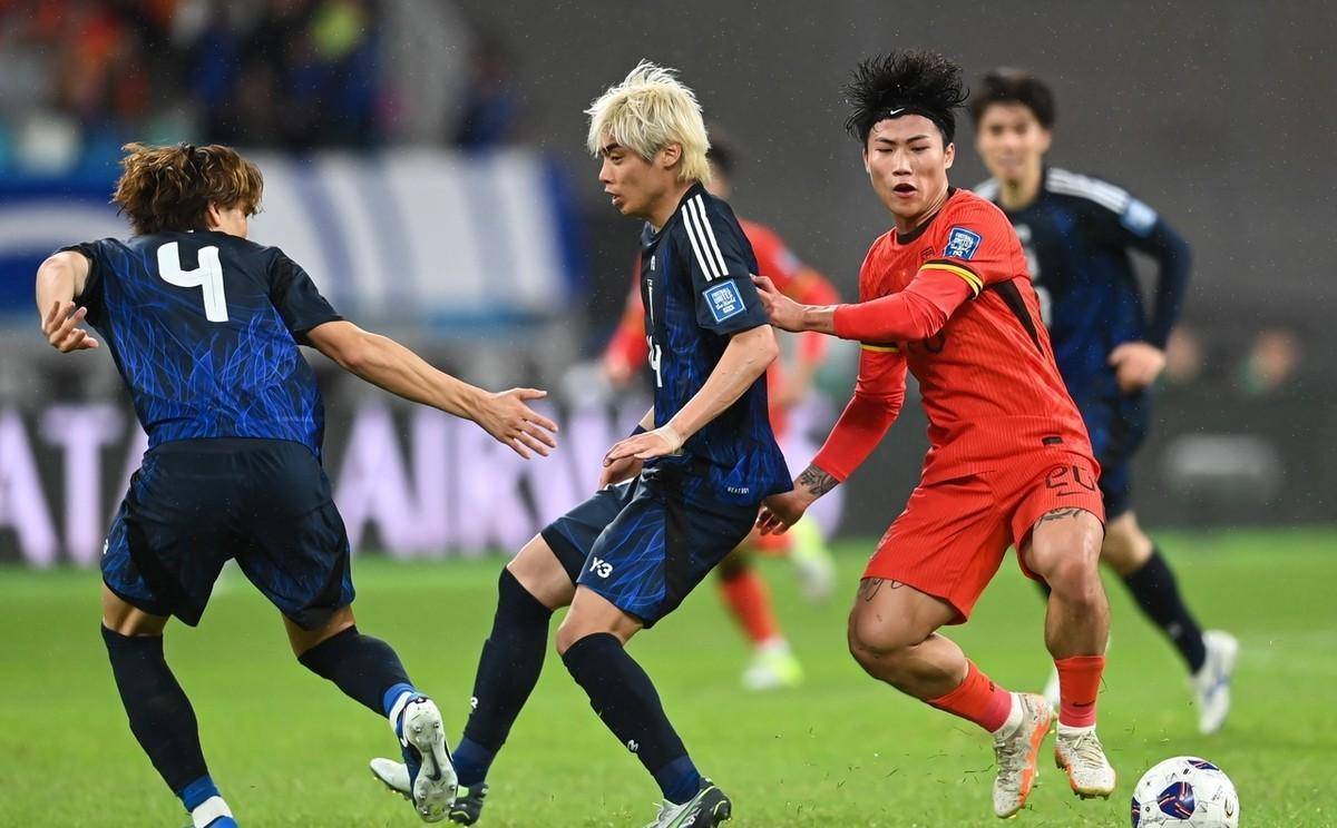 日本球队连续赢得胜利，晋级强