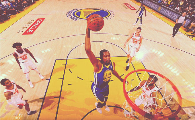 包含非洲顶级联赛战况激烈，冠军归属扑朔迷离的词条