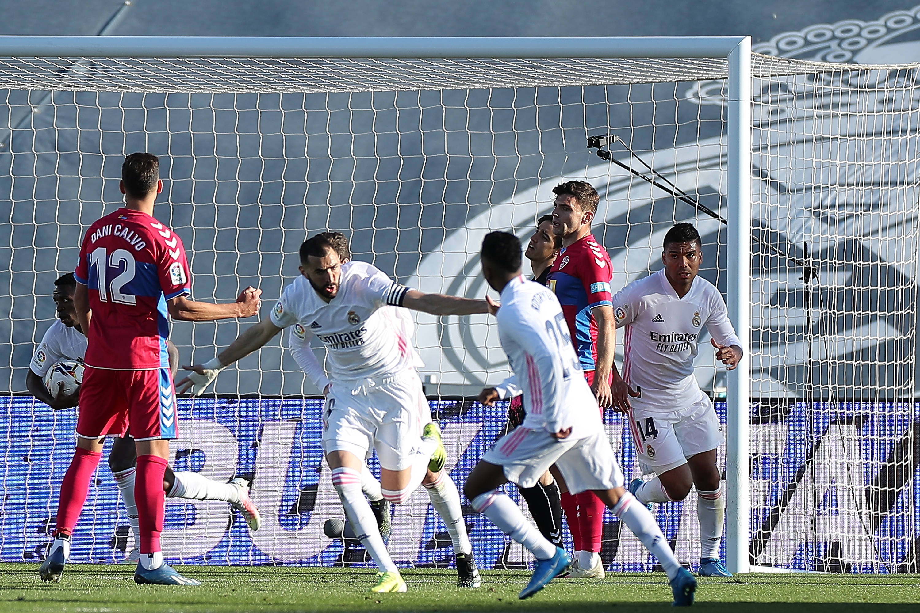 艾尔切主场胜利，喜迎主场回归