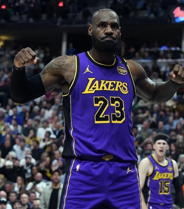 诞生纪录！篮球赛场惊人壮举