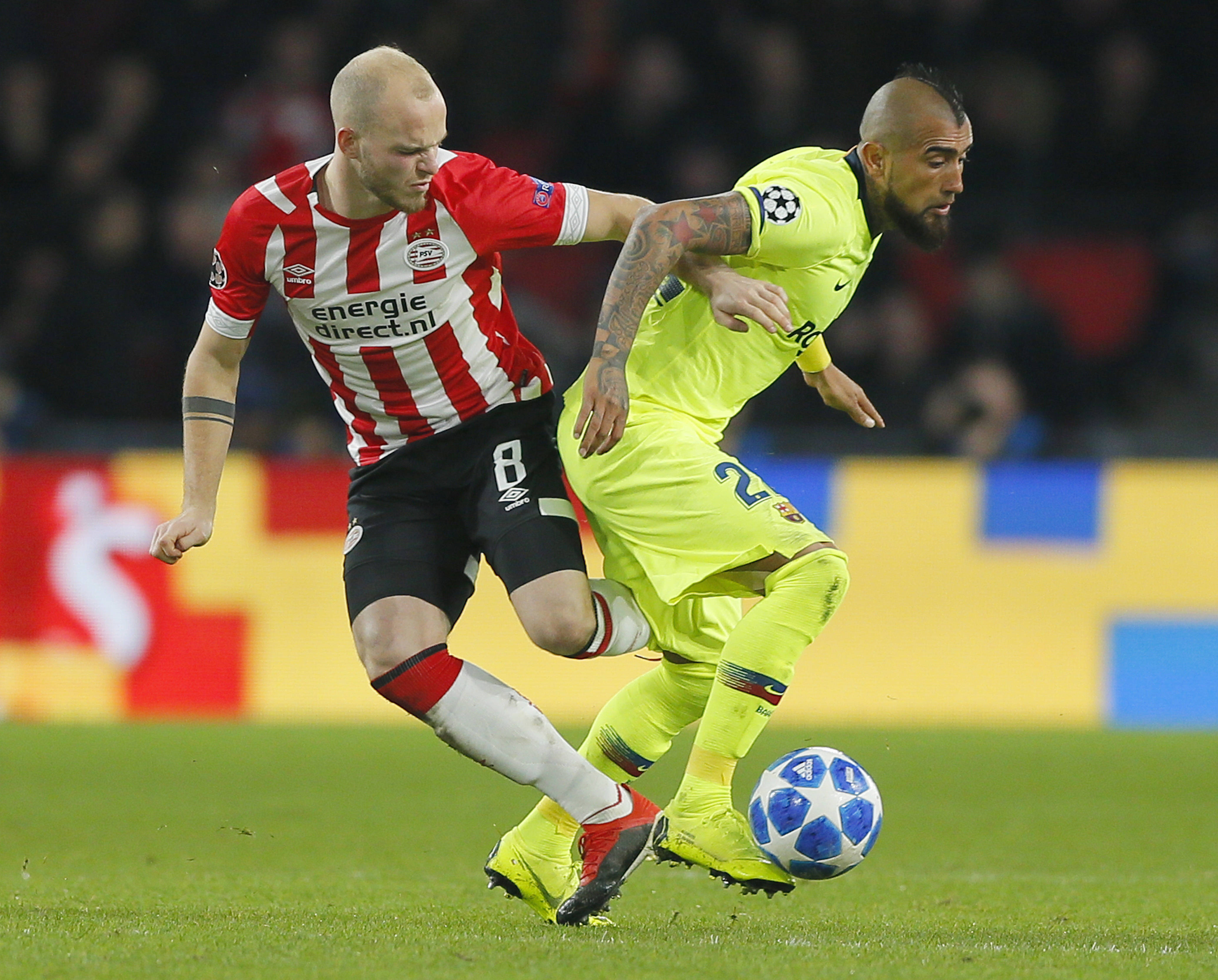 包含尤文图斯客场憾平，不敌对手封堵的词条