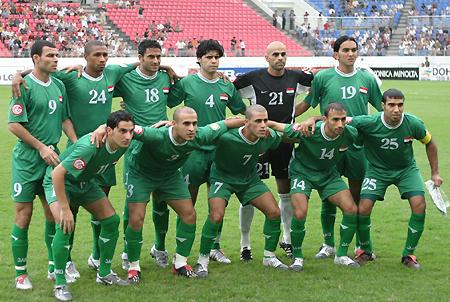 伊拉克球队在亚洲足球联赛中获得第二名