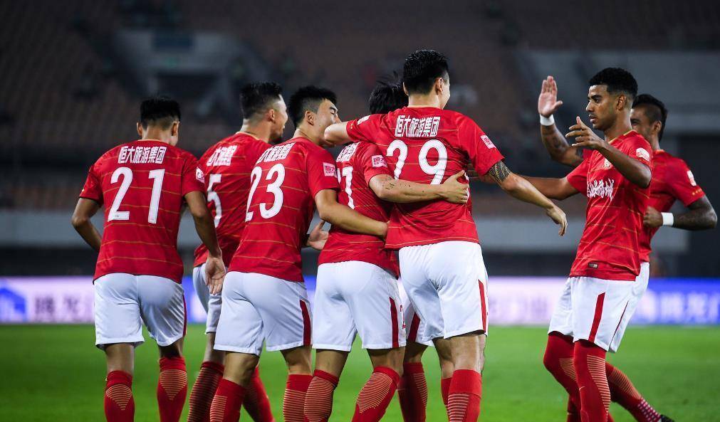 上海德比战：申花胜上港，提前锁定季后赛席位