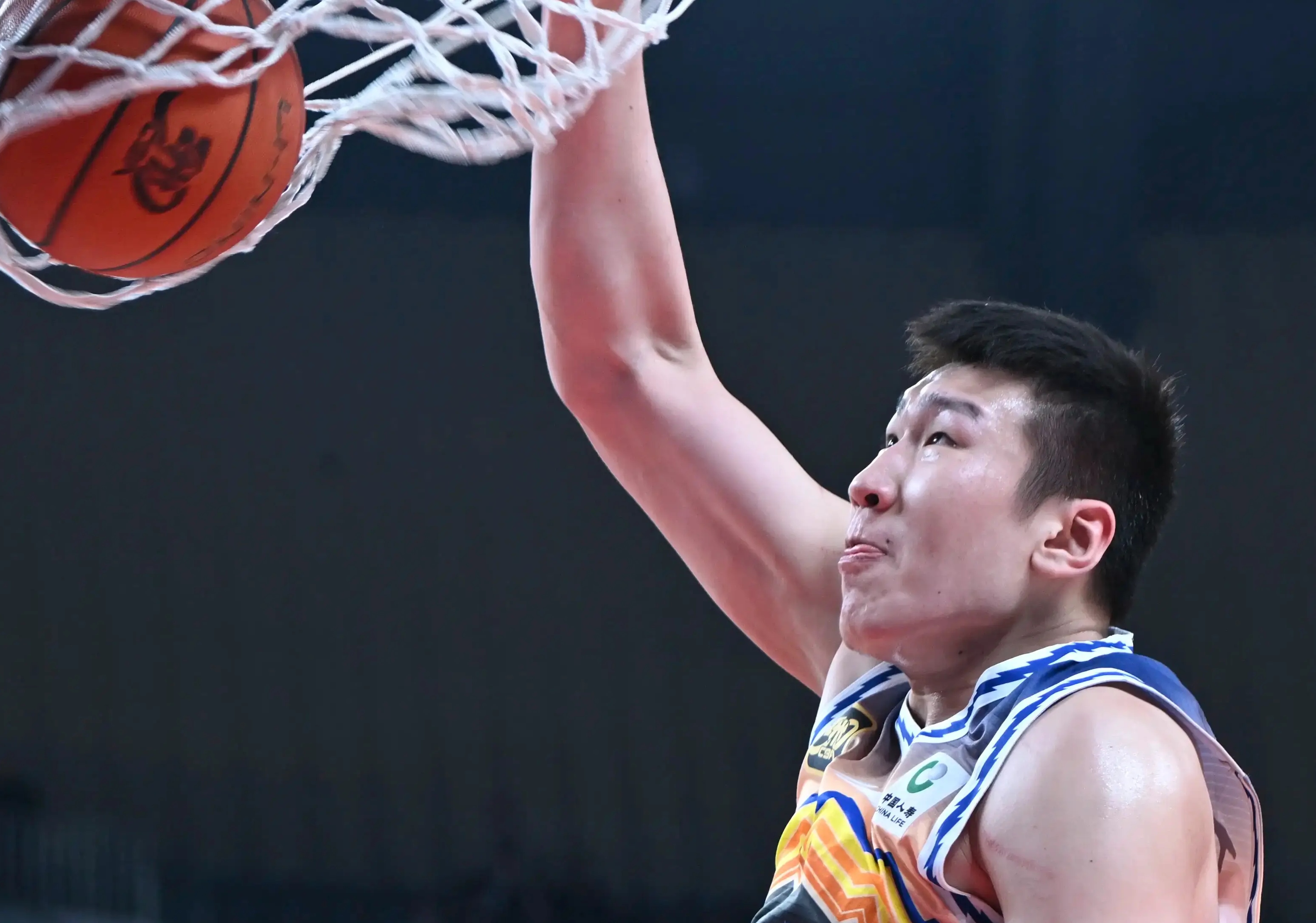 甘肃男篮今晚再次获得比赛胜利