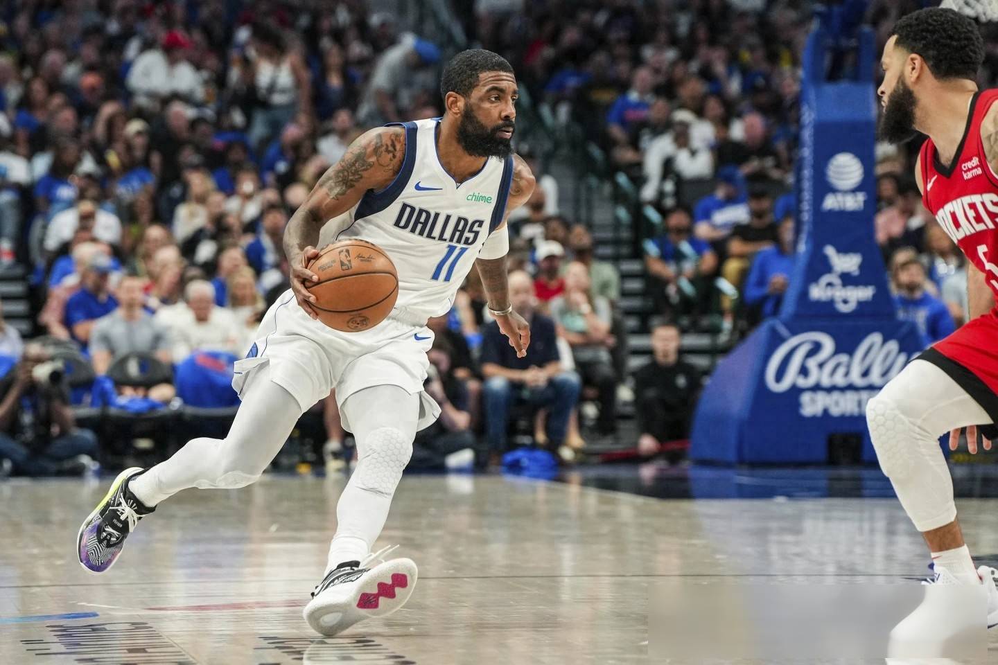 独行侠主场告捷，火箭落败