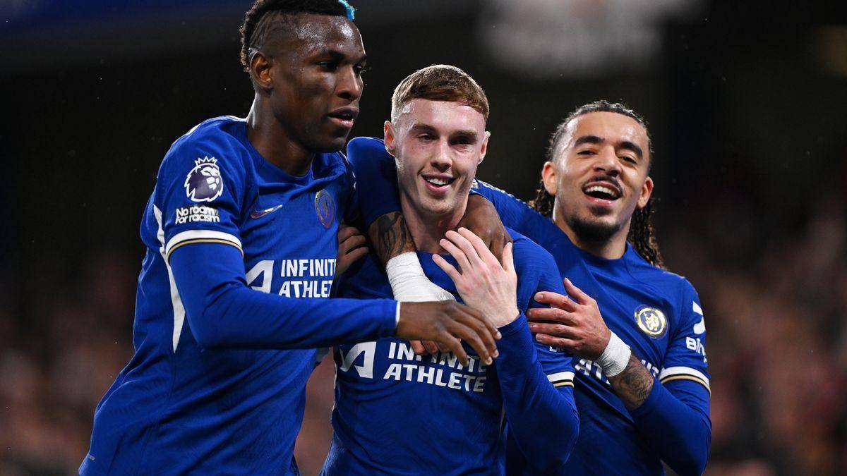 巴黎圣日耳曼主场拿下胜利，全队士气高昂的简单介绍